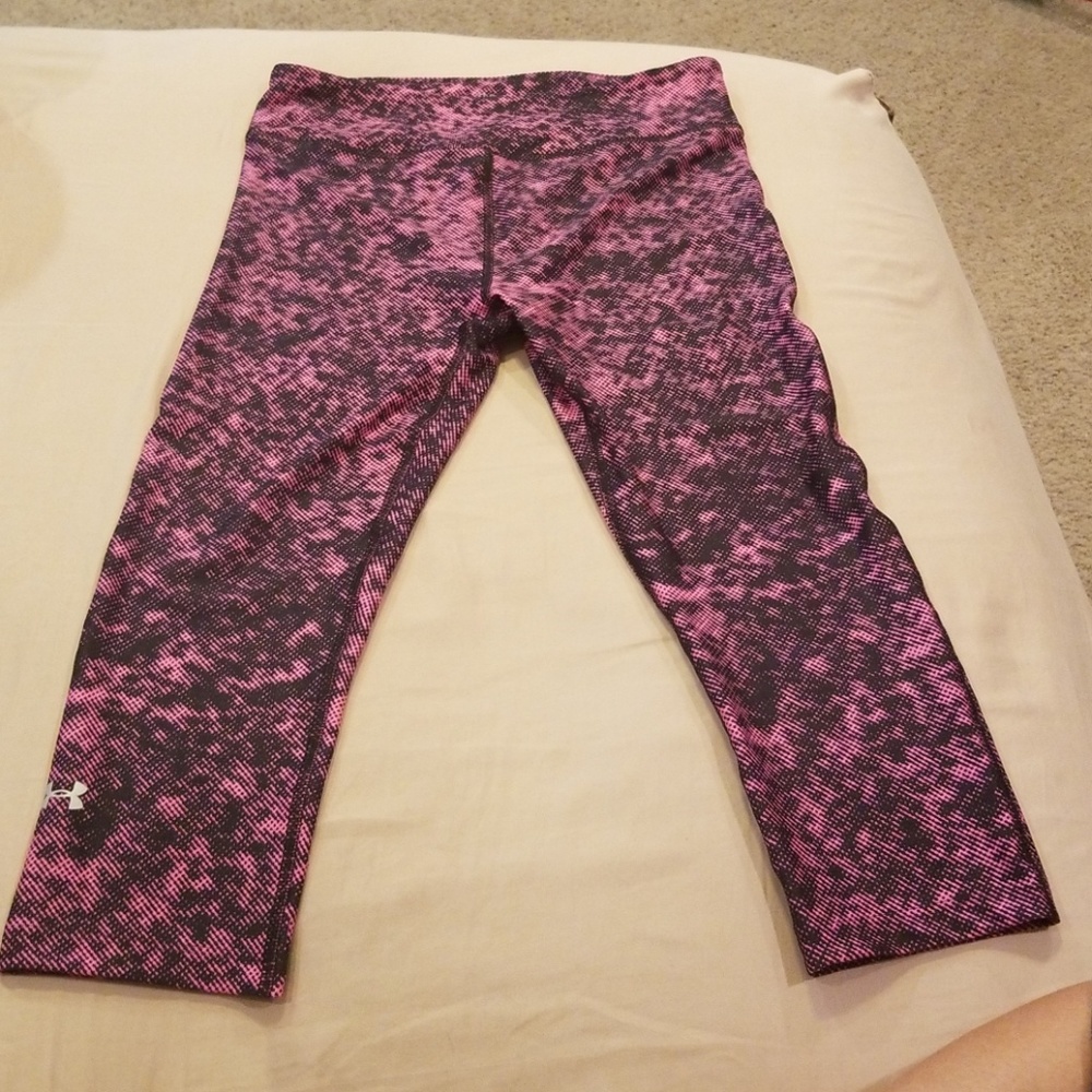 🏃‍♀️Under Armour compression workout capris🏋️‍♀️